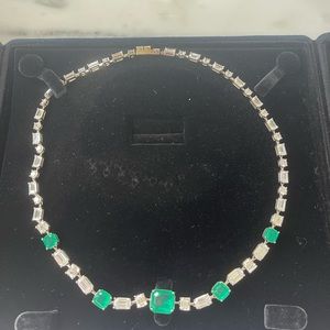 Beautiful silver emerald green necklace